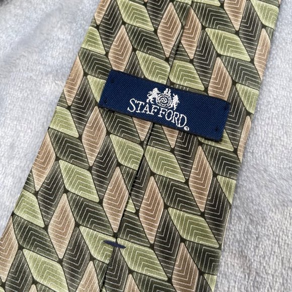 Stafford Mens Neck Tie Green Brown Geometric Print 100% Silk Made in USA - Picture 1 of 11